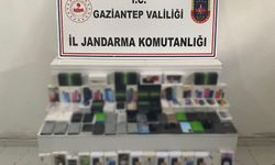 Gaziantep’te 2 milyon TL’lik kaçak cep telefonu operasyonu