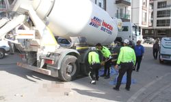 Konya'da yaşlı adam beton mikserinin altında kaldı!