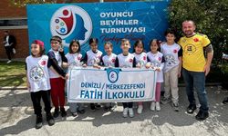 8 öğrenciyle zeka oyunları Türkiye şampiyonluğu!