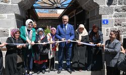 Hamamönü’nde Anneler Günü fuarı başladı