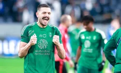 Merih Demiral Asya'da tarih yazdı!