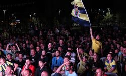 Fenerbahçe Zaferi Sincan’da dev ekranda kutlandı