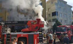 Ümraniye’de ucuzluk pazarında yangın!