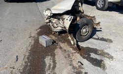 Yatağan’da trafik kazası: Otomobil ikiye ayrıldı!