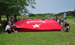 150 kişilik doğa yürüyüşüyle Marmara Adası’nda çevre bilinci canlandı!