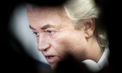 Hollanda'da aşırı sağcı Wilders koalisyondan çekiliyor
