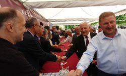 Bakan Uraloğlu, Trabzon'da vatandaşlarla bayramlaştı!