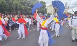 Berlin Kültür Karnavalı’nda ilk kez Türk dansçılar yer aldı