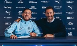 Manchester City, Rayan Cherki'yi renklerine bağladı!