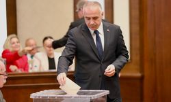 Büyükçekmece’de başkanvekilliğine CHP’li Ahmet Şahin seçildi