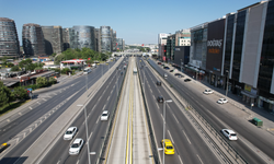 Bayramın ilk gününde yollar boş kaldı!