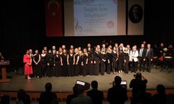 Bursa'da sağlık çalışanlarından unutulmaz konser!