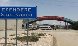 İran sınırındaki Esendere’de TIR kuyruğu uzadıkça uzadı