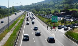 Kurban Bayramı'nda Bolu geçişinde trafik durma noktasına geldi!