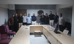 Nazillispor'un yeni yönetimi taraftarlarla bu