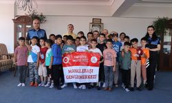 Miniklere polis desteği: Güvenlik ve internet bilinci kazandırılıyor!