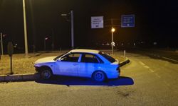 Alaca’da refüje çıkan ehliyetsiz sürücüye 37 bin TL ceza kesildi!