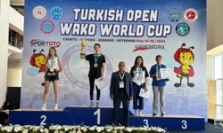 Yağmur Denizli K-1’de Dünya ve Türkiye şampiyonu!