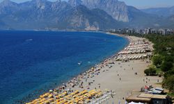 Bölgesel krizler Antalya turizmini vurdu: Turizm hedefi revize edildi!