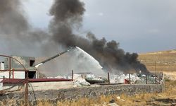 Gaziantep'te geri dönüşüm fabrikasında yangın
