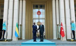 Gabon Cumhurbaşkanı Nguema’ya Külliye’de resmi karşılama