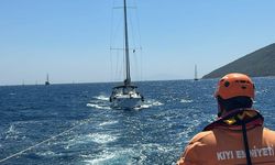 Makine arızası yapan teknedeki 4 kişi ekipler tarafından kurtarıldı!