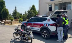 Tehlikeli şov pahalıya patladı! Ehliyetinden oldu