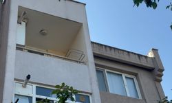 4 yaşındaki oğlunu yastıkla boğdu, 8 saat yanında kaldı