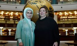 Emine Erdoğan ve Bagrationi’den kütüphane ve sergi ziyareti