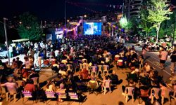 Keçiören’de nostalji dolu açık hava sinema keyfi