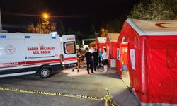 Sındırgı’da 6,1’lik deprem sonrası sahra hastanesi kuruldu