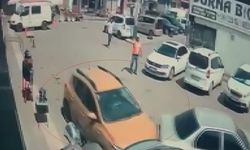 Direksiyon başında rahatsızlanan sürücü 6 araca çarptı!
