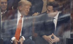 Trump ve Musk, Kirk için düzenlenen anma töreninde buluştu