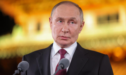 Putin ve Zelenskiy’den karşılıklı ateşkes hamlesi