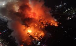 Filipinler Manila’da korkutan yangın: 700 aile yerinden oldu!