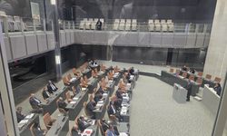 KKTC Meclisi’nde iki devletli çözüm oturumunda gerilim