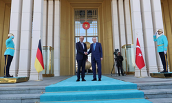 Erdoğan, Almanya Başbakanı Merz’i resmi törenle karşıladı