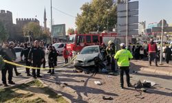 Işıkta beklerken canlarından oluyorlardı