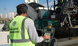 Etimesgut’ta KYK yurdu çevresine asfalt düzenlemesi