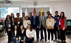 Eskişehirli gençler Kolombiya’da kültür elçiliği yaptı
