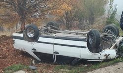 Elazığ’da trafik kazası: Otomobil takla attı