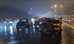 Eyüpsultan’da zincirleme kaza: 7 araç birbirine girdi, 2 kişi yaralandı