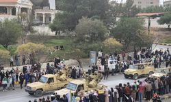 Şam’da zaferin ilk yılında gövde gösterisi