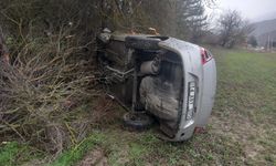 Direksiyon hakimiyetini kaybeden araç metrelerce sürüklendi