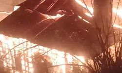 Ordu'da 2 katlı ahşap ev alevlere teslim oldu