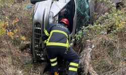 Bilecik’te uçuruma yuvarlanan araçtan mucizevi kurtuluş