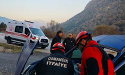 Kargı’da trafik kazası: Araç şarampole uçtu