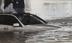 Demre’de sağanak ve dolu hayatı felç etti