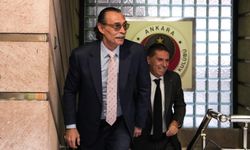 Etimesgut Belediye Başkanı Erdal Beşikçioğlu görevinden uzaklaştırıldı