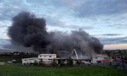 Tuzla kauçuk fabrikasında yangın paniği